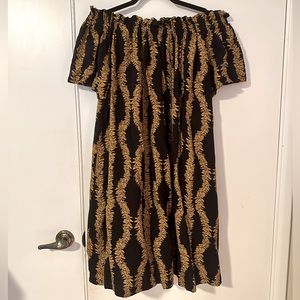 NWT Lex Breezy off shoulder dress